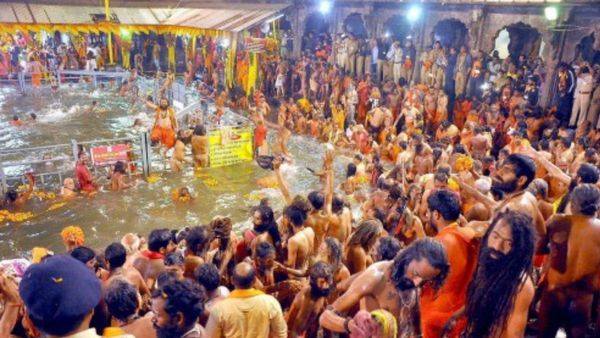 महाकुंभ के संपन्‍न होते ही शुरू हुई नासिक सिंघस्थ कुंभ की तैयारी, सीएम फडणवीस ने की अहम बैठक