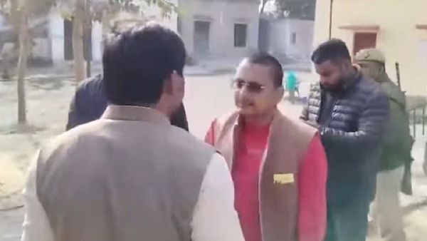 Milkipur By Election: सपा प्रत्याशी ने भाजपा एजेंट को दी धमकी, फिर हुआ कुछ ऐसा