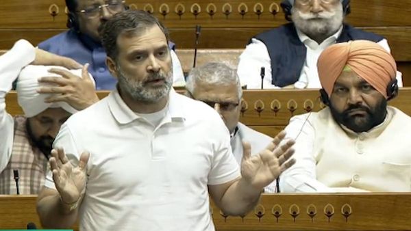 'नौकरियां नहीं, AI निरर्थक, चीन से हम 10 साल पीछे...', Budget 2025 पर सदन में राहुल गांधी की बड़ी बातें