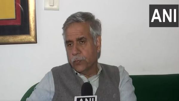 केजरीवाल की AAP को कम आंका जा रहा, Exit poll नतीजों के बाद कांग्रेस नेता संदीप दीक्षित ने दिया बड़ा बयान