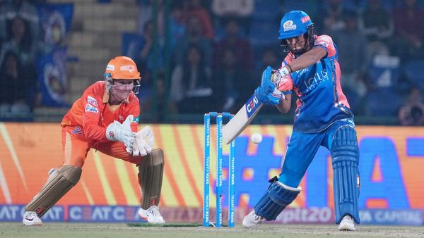 Aaj Ke Match Ka Toss Kon Jeeta 18 Feb: आज के मैच का टॉस कौन जीता- मुंबई इंडियंस vs गुजरात जायंट्स