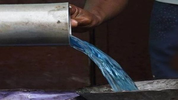 MP News: बेटे ने मां को केरोसिन पिलाकर ली उसकी जान, वजह जानकार हो जाएंगे हैरान