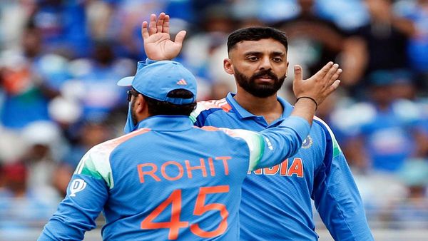 IND vs NZ: 'हम जीत गए, हम जीत गए', टीम इंडिया की जीत पर झूमे फैंस, जश्न में डूबा भारत, देखें Video