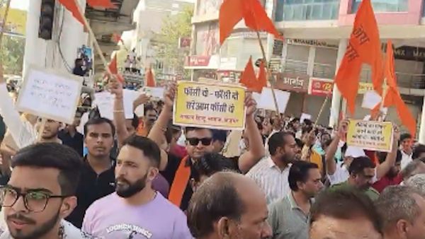 बिजयनगर रेप-ब्लैकमेल कांड के खिलाफ अजमेर बंद, सड़कों पर उतरे लोगों ने वाहनों की निकाली हवा