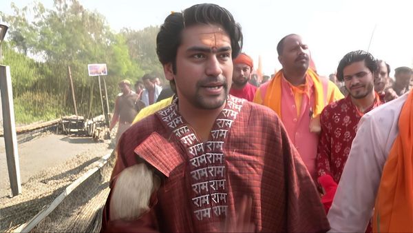 Bihar News: ‘राम के नाम से नफरत करने वाले…’ Dhirendra Shashtri ने हिंदू राष्ट्र को लेकर कही ये बात