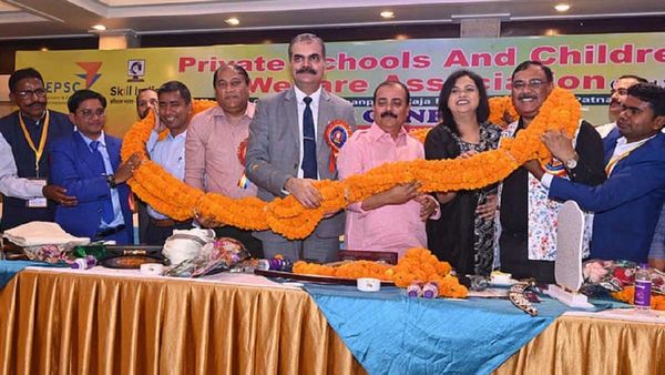 Bihar News: पहला राज्य बना बिहार जहां भारत सरकार कराएगी स्किल डेवलपमेंट ट्रेनिंग, जानिए किसे होगा फ़ायदा
