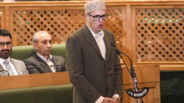 सीएम अब्दुल्ला बोले- जम्मू-कश्मीर का बजट विकास पर केंद्रित, कमजोर वर्गों को सशक्त बनाना है