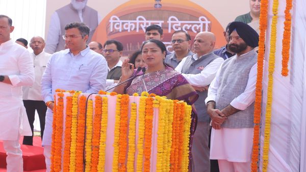 Delhi Assembly: दिल्ली विधानसभा में DTC से जुड़ी CAG रिपोर्ट पेश, किस हालात में है दिल्ली की परिवहन व्यवस्था?