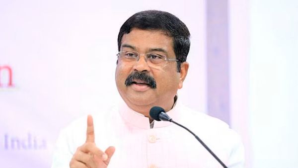 'BJP साउथ इंडिया के बारे में क्या सोचती है ये दिख रहा है', धर्मेंद्र प्रधान के बयान पर अब कांग्रेस का पलटवार