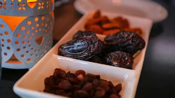 Iftar Time Today: आपके शहर में क्या है इफ्तार का टाइम, चेक करें, यहां है पूरी लिस्ट