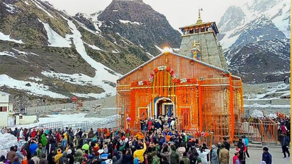 Kedarnath dham में रील और मोबाइल बैन, यात्रा शुरू होने से पहले मंदिर समिति ने बनाए ये सख्त नियम, जानिए और क्या