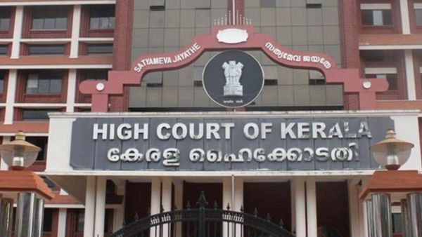 केरल हाई कोर्ट का बड़ा आदेश- मंदिर उत्सवों के लिए संगठनों को श्रद्धालुओं से धन एकत्र करने से रोकें