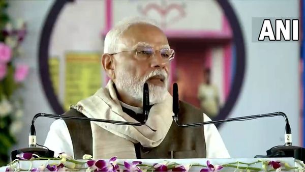 छत्तीसगढ़ में 33 हजार करोड़ से ज्यादा के प्रोजेक्ट का PM ने किया उद्घाटन, गरीबों के घर का सपना भी किया पूरा