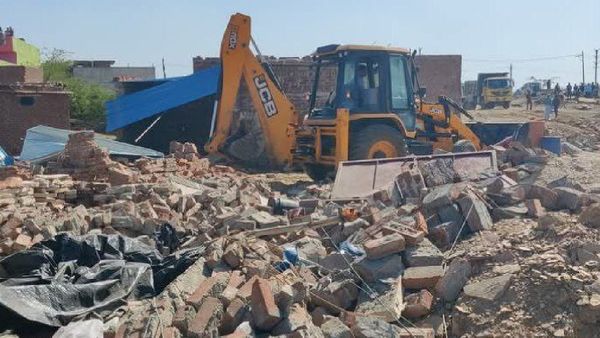 Gwalior News: सरकारी जमीन पर अतिक्रमण, कलेक्टर ने लिया जायजा, होगा एक्शन