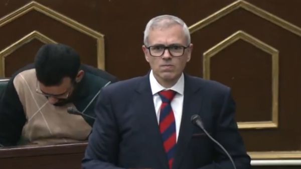 POK को वापस लाना है तो लाइए लेकिन.., विदेश मंत्री जयशंकर के बयान पर उमर अब्दुल्‍ला ने तंज कसते हुए किया चैलेंज