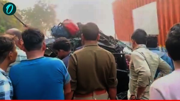 Basti Accident: बस्ती-अयोध्या हाईवे पर भीषण हादसा, कार सवार 5 लोगों की मौत, घायलों की हालत गंभीर