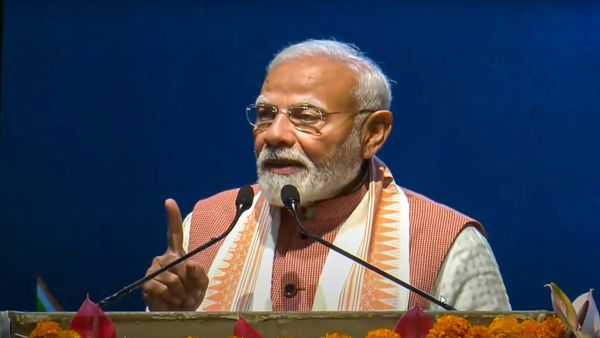 PM Modi Mauritius: 'हमारे पुरखों का खून पसीना मिला हुआ', मॉरीशस में भारतीयों के बीच क्या बोले PM मोदी?
