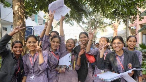 Bihar Board 10th Result 2025:  जारी हुआ मेट्रिक का रिजल्ट, SMS के जरिए तुरंत करें चेक 