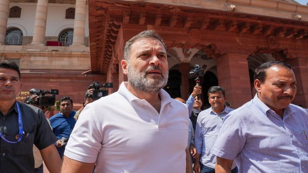 Rahul Gandhi: 'मुझे नहीं पता ये क्या हो रहा..', लोकसभा स्पीकर पर भड़के नेता प्रतिपक्ष