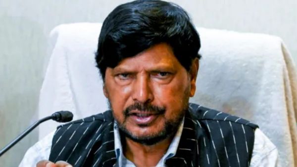 'औरंगजेब की कब्र हटाई नहीं जानी चाहिए क्‍यों‍कि', मोदी सरकार के मंत्री रामदास अठालवे ने दे डाला बड़ा बयान