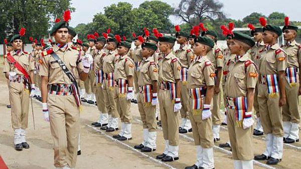 किस तारीख को होगी सैनिक स्कूल प्रवेश परीक्षा? AISSEE ने जारी की सिटी स्लिप, यहां चेक करें एग्जाम पैटर्न