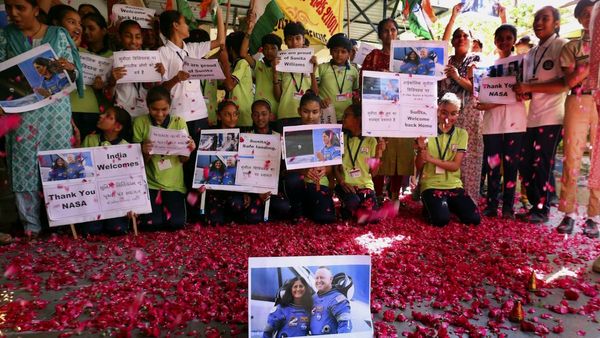 सुनीता विलियम्‍स-बुच विल्मोर कब जाएंगे व्हाइट हाउस? अमेरिकी राष्‍ट्रपति डोनाल्‍ड ट्रंप ने बताया प्‍लान