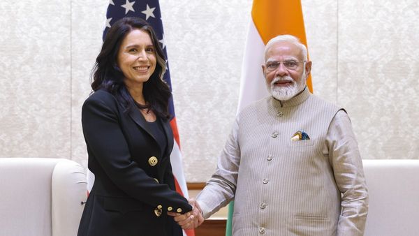 'आतंकवाद के खतरे को हराने के लिए प्रतिबद्ध', Tulsi ने बताई ट्रंप की नीति, जानें PM मोदी ने क्या दी भेंट?