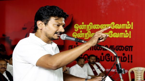 Udhayanidhi Staline: स्टालिन को 'सनातन धर्म बयान' पर मिली 'सुप्रीम राहत', बिना अनुमति नहीं होगी नई FIR