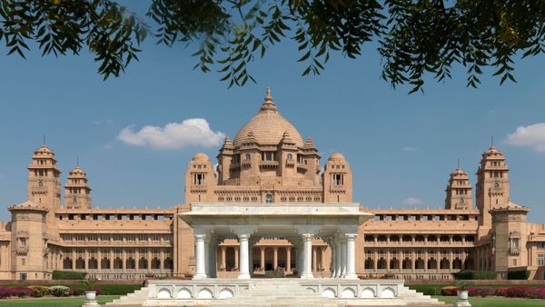 Umaid Bhawan Palace: जोधपुर के उम्‍मेद भवन में शिवराज सिंह चौहान के बेटे की शादी, वहां 1 दिन का किराया कितना?