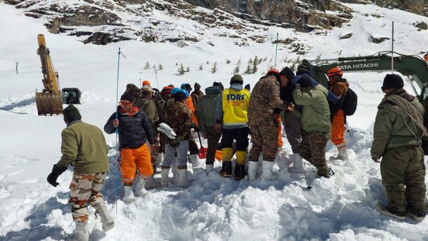 Avalanche: डबल इंजन सरकार की तत्परता से बची 46 जिंदगियां, CM धामी आपदा प्रबंधन में अधिक सक्षम और प्रभावी