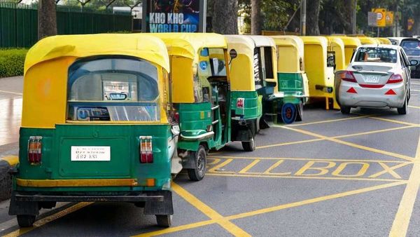 Auto Driver Protest Bihar: ऑटो ड्राइवर संघों का बिहार सरकार के खिलाफ प्रदर्शन, खतरे में चालकों की आजीविका