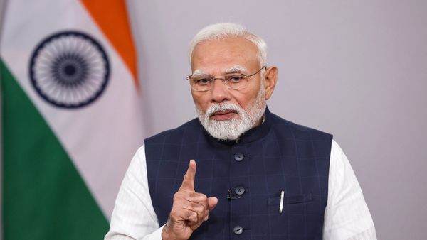 'पाकिस्तान प्रेमी है कांग्रेस', पीएम मोदी की फोटो शेयर करने पर भड़की भाजपा, सुनाई खरी-खरी