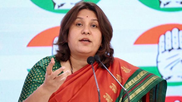 कांग्रेस ने डिलीट की चेहरा 