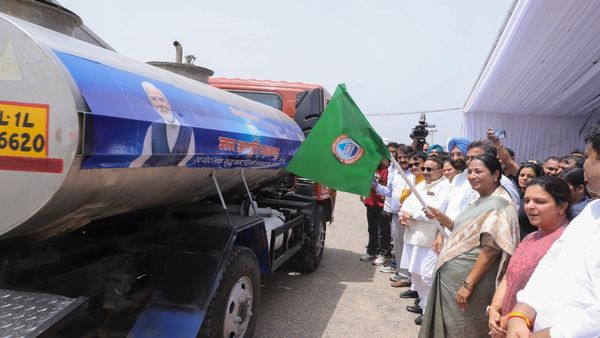 Delhi: रेखा गुप्ता सरकार का बड़ा कदम, दिल्ली में पानी पर 'डिजिटल' पहरा, GPS टैंकरों से माफिया पर लगेगा लगाम