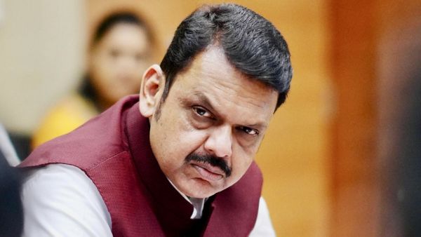 महाराष्‍ट्र CM देवेंद्र फडणवीस को बॉम्‍बे HC की नागपुर बेंच ने भेजा समन, क्‍या है मामला?