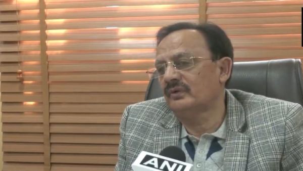 Harshvardhan Chauhan ने कंगना के बिजली बिल आरोप पर किया तीखा पलटवार, कहा, 'उनको सुर्खियों में बने रहना पसंद'