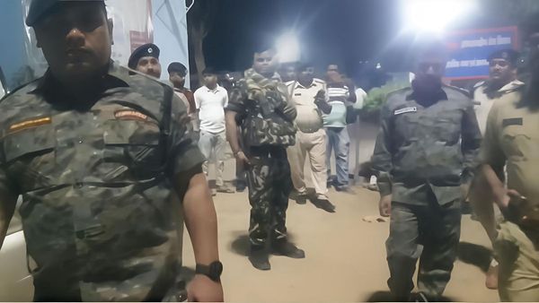 Bihar News: कुख्यात इनामी नक्सली रमेश टुडू ढेर, 15 सालों से कर रहा था तांडव, जंगल में एनकाउंटर