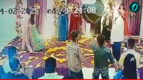 Bareilly News: बेटे के सामने हुई पिता की मौत, डांस करते हुए अचानक गिरे, शादी की सालगिरह पर उजड़ गया परिवार