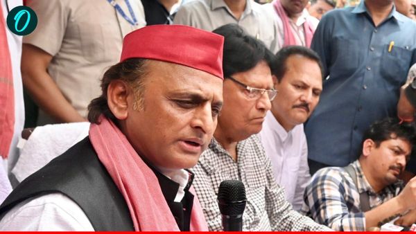 UP Politics 2027: PDA की धुरी पर घूमेगी सपा की रणनीति, आगरा पहुंचे अखिलेश यादव ने दिया बड़ा संकेत