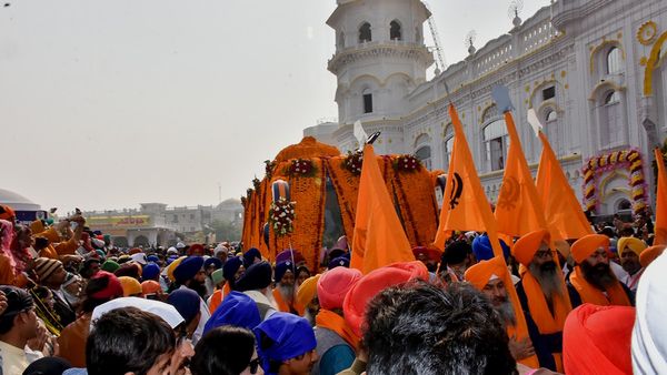 बेसाखी पर्व पर पाकिस्‍तान ने 50 साल में पहली बार दिखाया बड़ा दिल, भारतीय सिख श्रद्धालुओं को दोगुना वीजा जारी