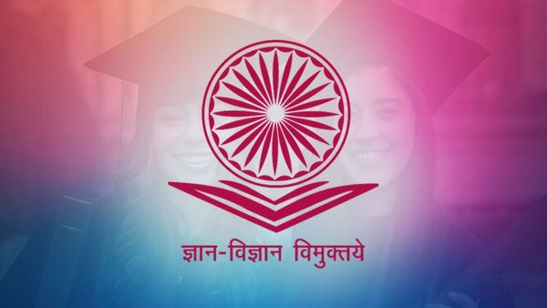 UGC New Rules: यूजीसी ने बदले नियम, अब विदेश से पढ़ाई करने वाले बच्चों को आसानी से मिलेगी डिग्री की मान्यता