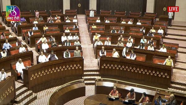 सांसद आजाद! Waqf Bill पर अपने मन से कर सकते हैं वोटिंग, इस दल ने किया ऐलान