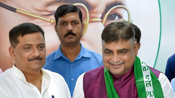Bihar Politics: क्या JDU की टिकट पर विधानसभा चुनाव लड़ेंगे ‘दिग्गज क्रिकेटर’ के पिता, इन बातों से मिले संकेत