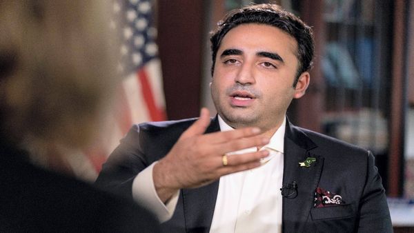 Bilawal Bhutto Lies: शर्मनाक! बिलावल भुट्टों ने माना पाक पालता है आतंकी, लेकिन मां बेनजीर की हत्या पर बोला झूठ