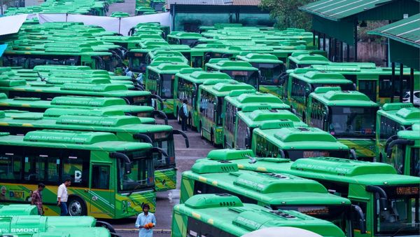 दिल्ली सरकार की नई पहल, अब डिपो बनेंगे कमर्शियल हब, सरकार को 2,600 करोड़ राजस्व की उम्मीद