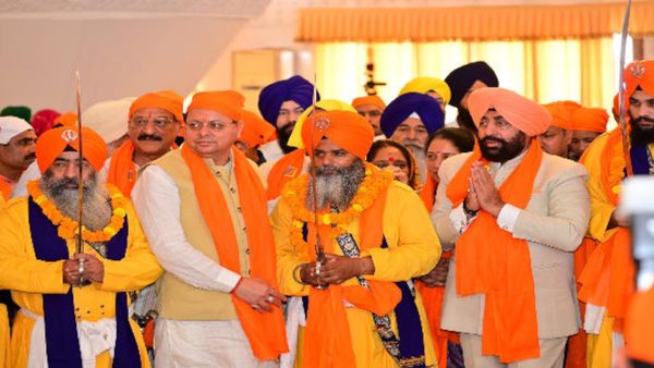 25 मई को खुलेंगे हेमकुण्ट साहिब के कपाट, राज्यपाल और CM धामी ने ऋषिकेश से प्रथम जत्थे को किया रवाना