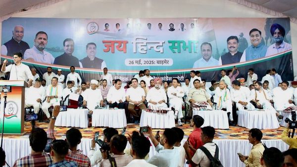 ‘जय हिंद सभा' में गरजे कांग्रेस नेता: पायलट बोले- PoK भारत का हिस्सा है, गहलोत ने उठाए RSS-सीजफायर पर सवाल