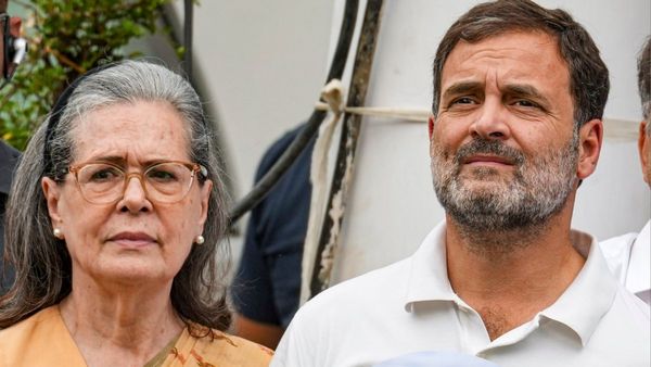 National Herald case में नया मोड़, ED ने गांधी परिवार पर लगाया ₹142 करोड़ की ‘अपराध की आय' के इस्तेमाल का आरोप