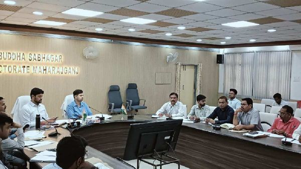 Maharajganj News: 120 स्कूलों के प्रधानाध्यापकों को कारण बताओ नोटिस, सामने आई यह वजह