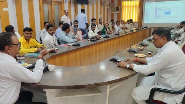 स्वास्थ्य सेवाओं को सुदृढ़ करने में जन आरोग्य समितियों की अहम भूमिका- सीएमओ